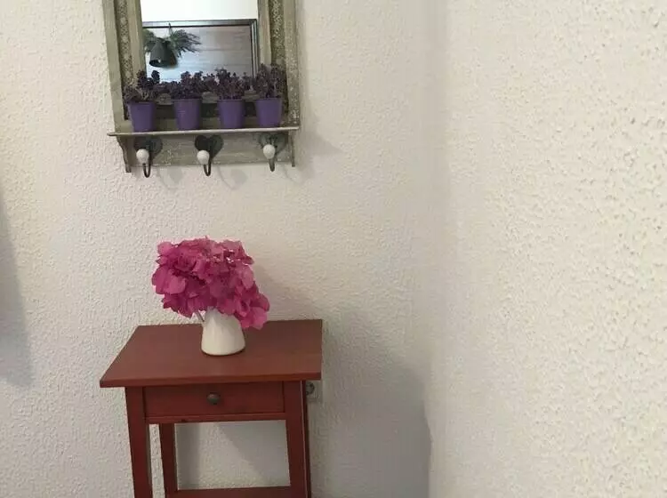 سوییت خانوادگی, Villa Cosy