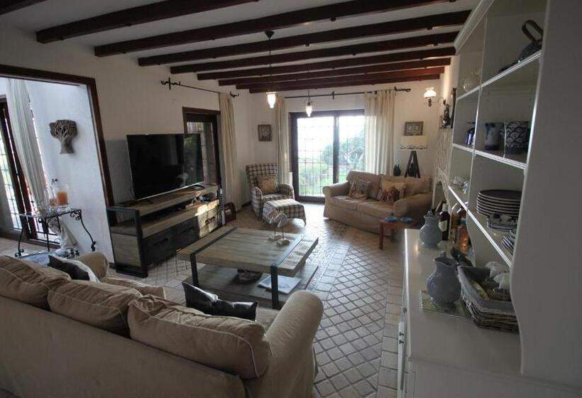 סוויטה משפחתית, Villa Cosy