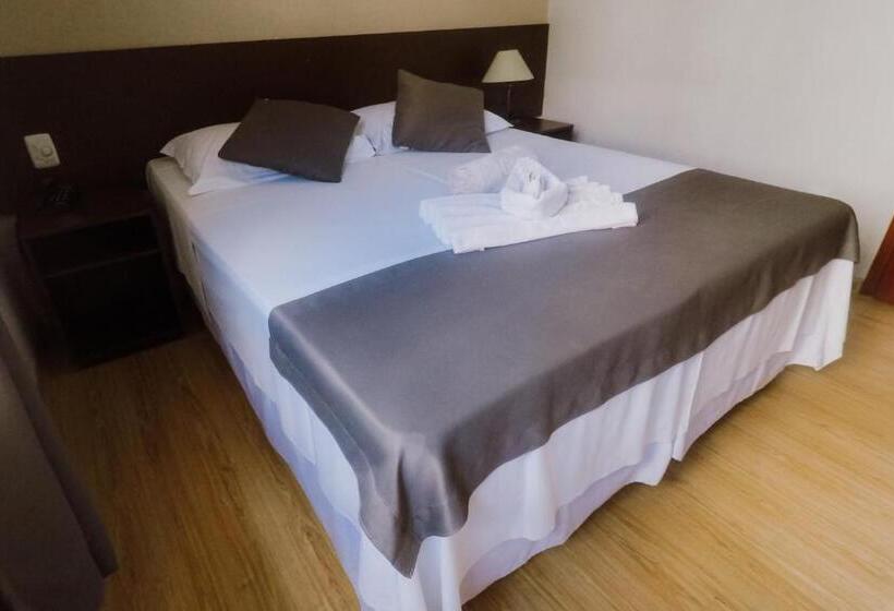 Четырехместный Номер Стандарт, Alzira Granada