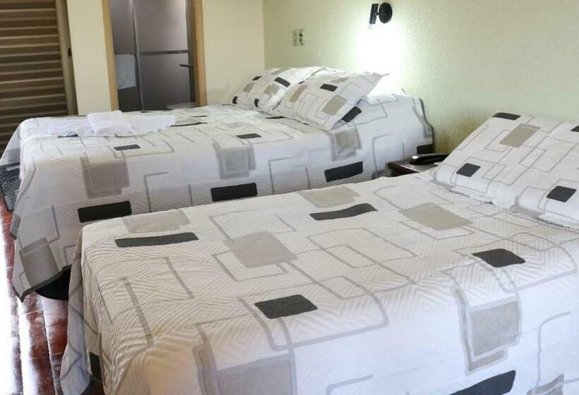 Habitació Estàndard, Cafe Palace