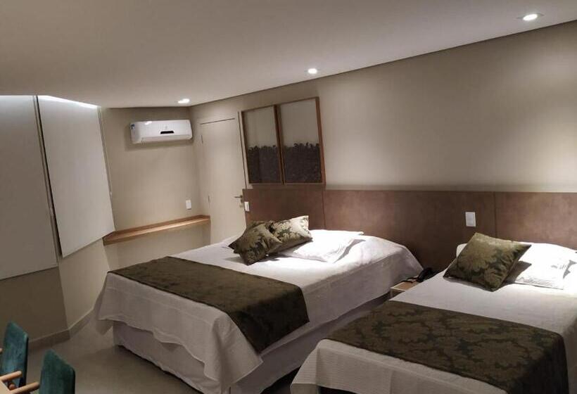 Suite amb Hidromassatge, Cafe Palace