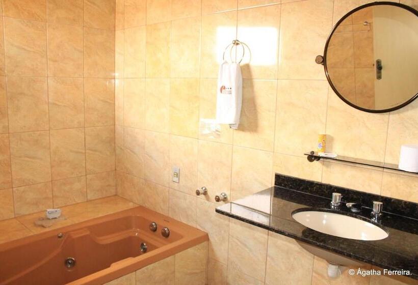 Suite amb Hidromassatge, Cafe Palace