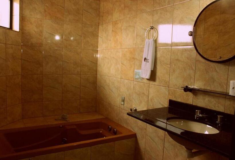 Suite amb Hidromassatge, Cafe Palace