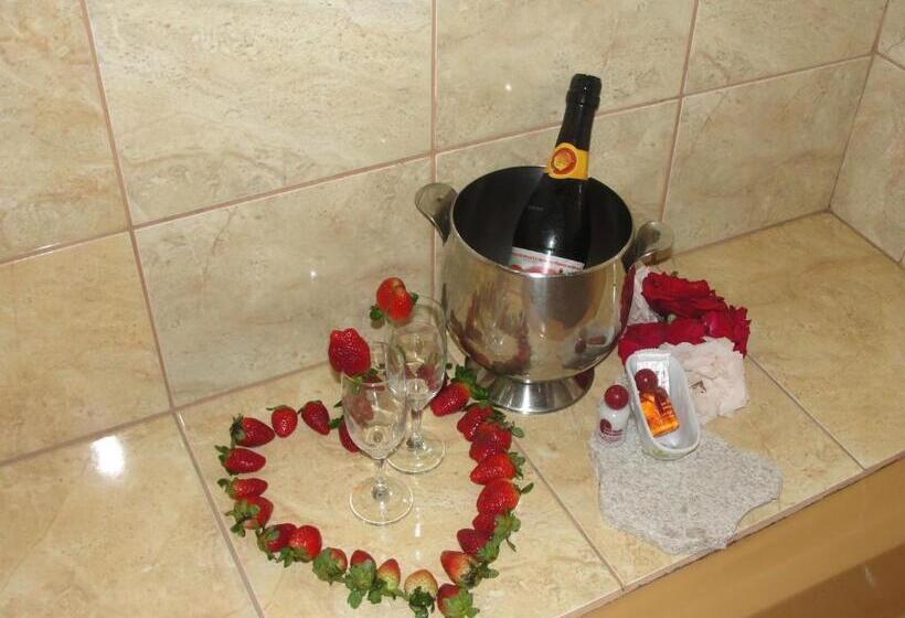 Suite amb Hidromassatge, Cafe Palace