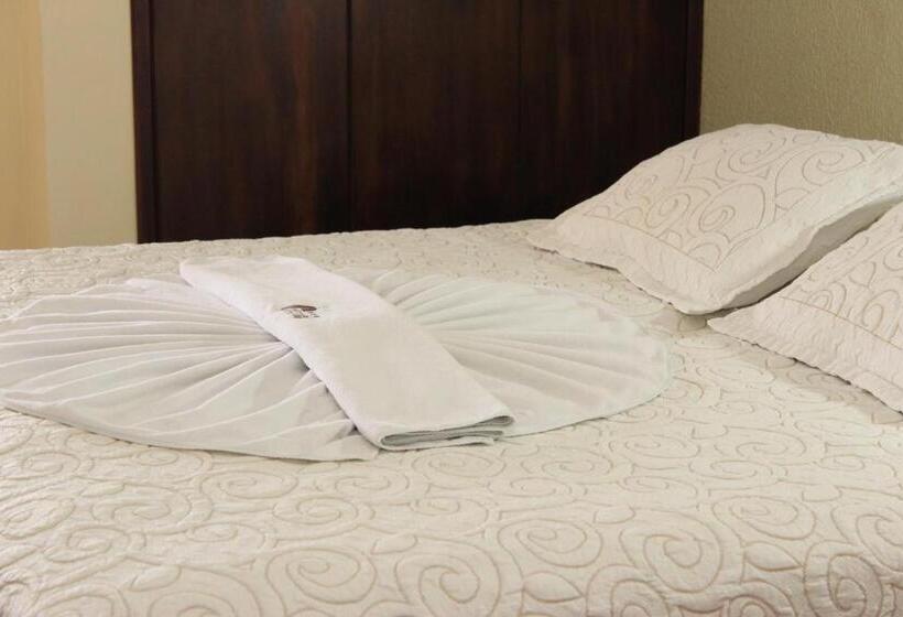 Suite Executiva, Cafe Palace