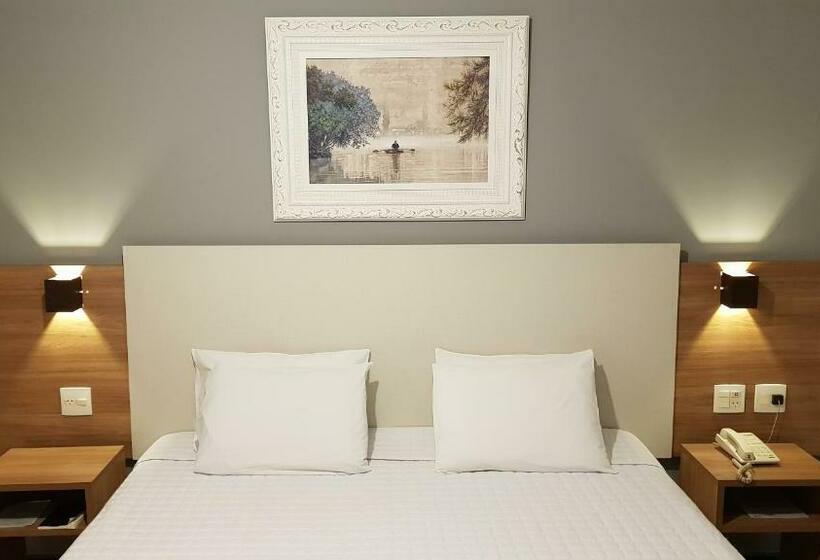 חדר סטנדרט לשלושה, Central Parque