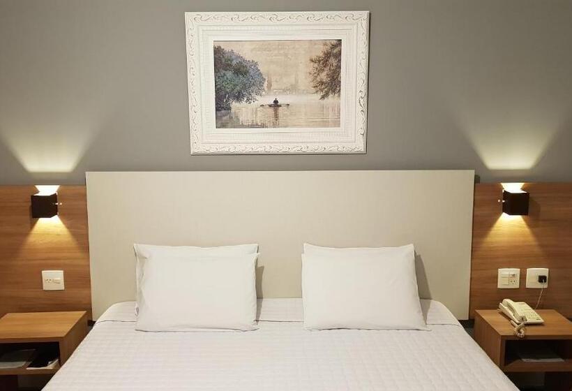 חדר סטנדרט לארבעה, Central Parque