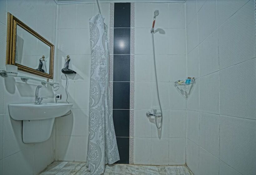 اتاق استاندارد سه نفره, Goreme Art Stone