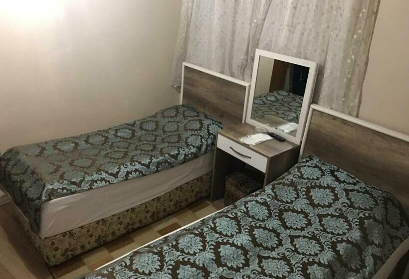 غرفة قياسية, Kervansaray