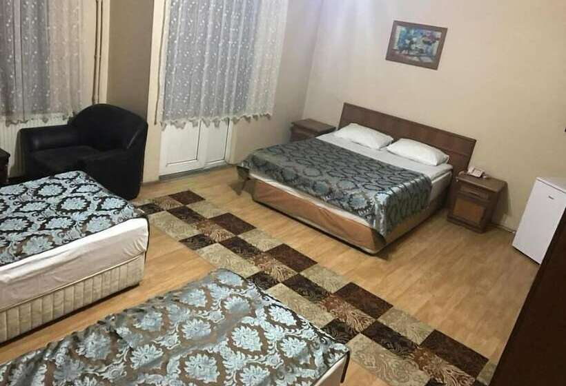 غرفة قياسية رباعية, Kervansaray