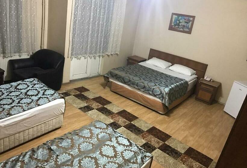 غرفة قياسية رباعية, Kervansaray