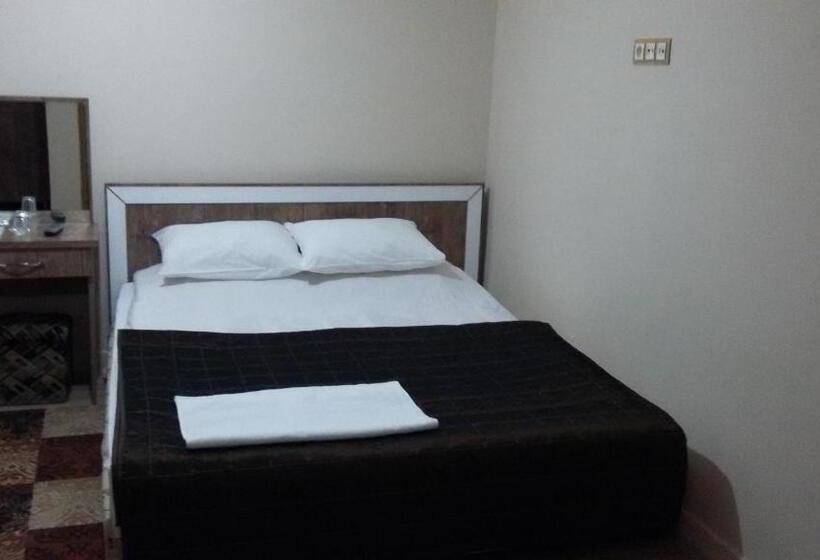 غرفة قياسية, Kervansaray