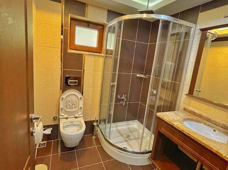 デラックストリプルルーム, My Home Uzungol