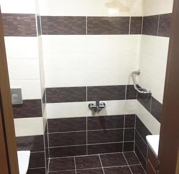 اتاق استاندارد با چشمانداز شهر, Nil