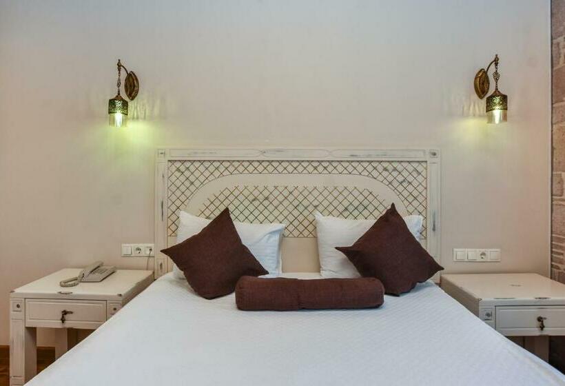 غرفة ديلوكس, Orchis