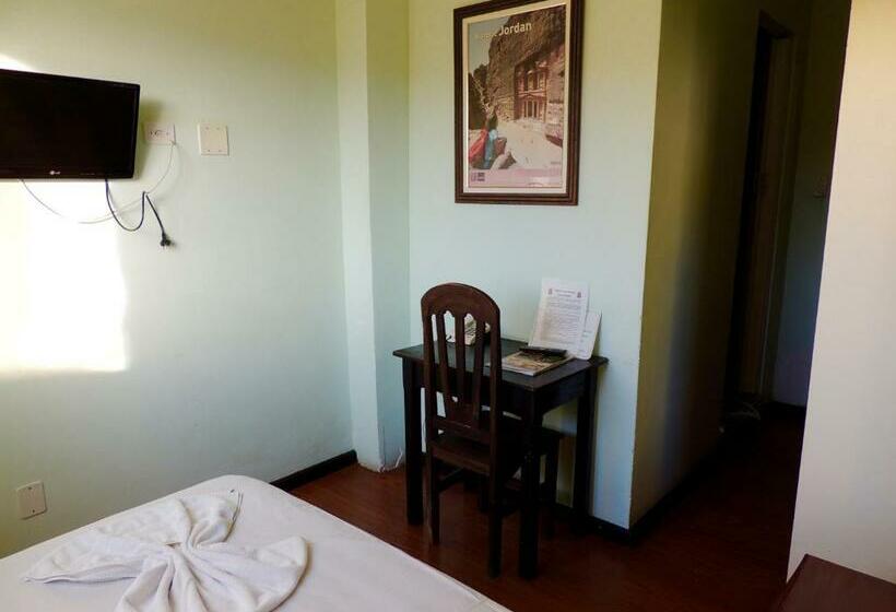 غرفة قياسية فردية, Oriente