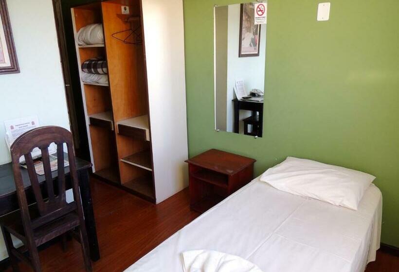 غرفة قياسية فردية, Oriente