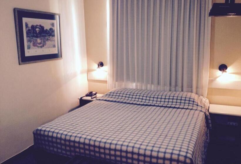 חדר בסיסי, São Bento