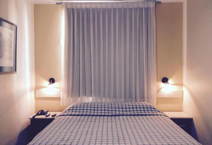 חדר בסיסי, São Bento