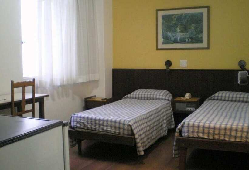 חדר סטנדרט לשלושה, São Bento