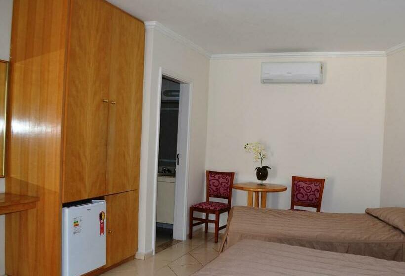 חדר סטנדרט לשלושה, Sao Luiz