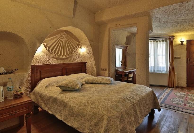 سوییت جونیور, Vezir Cave Suites