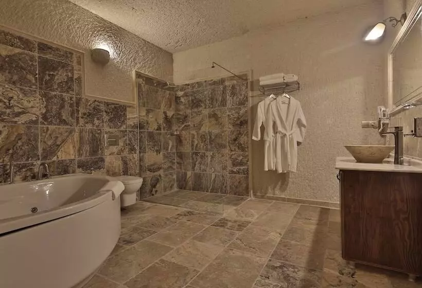 سوییت لوکس, Vezir Cave Suites
