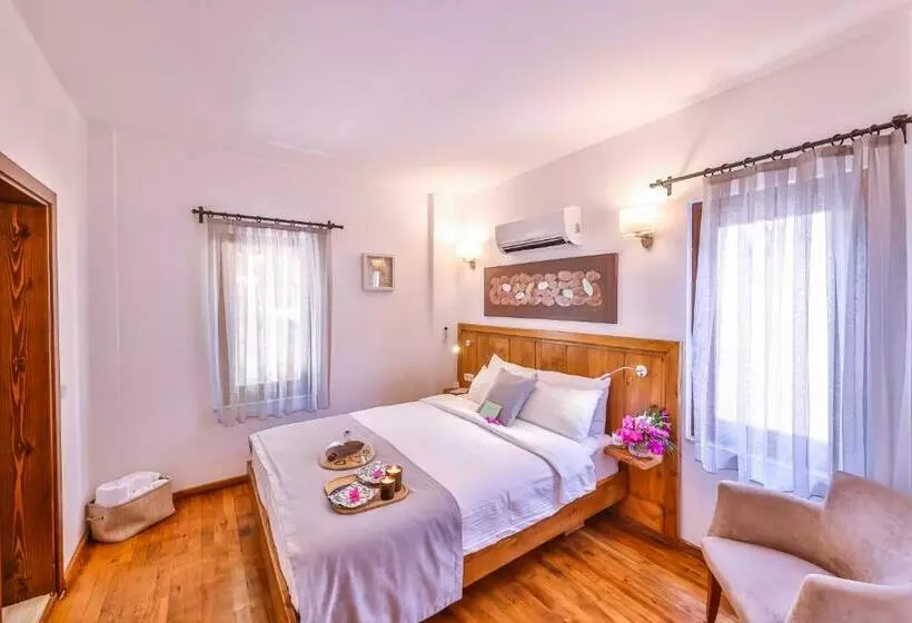اتاق استاندارد, Old Town Hotel Kalkan