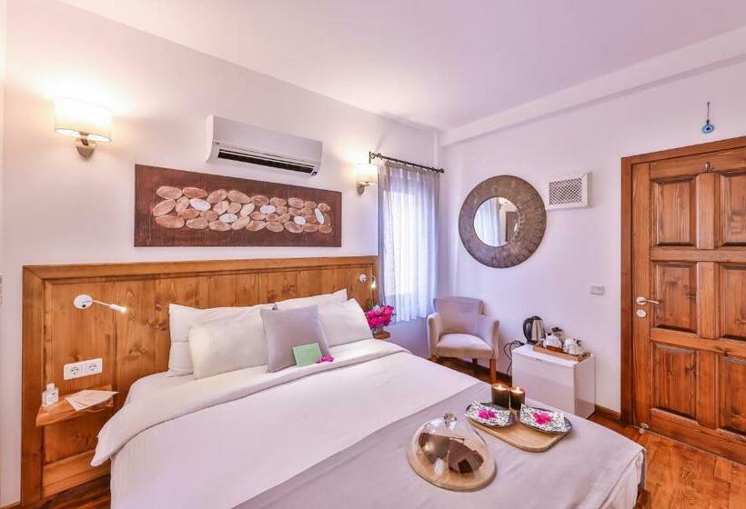 اتاق استاندارد, Old Town Hotel Kalkan