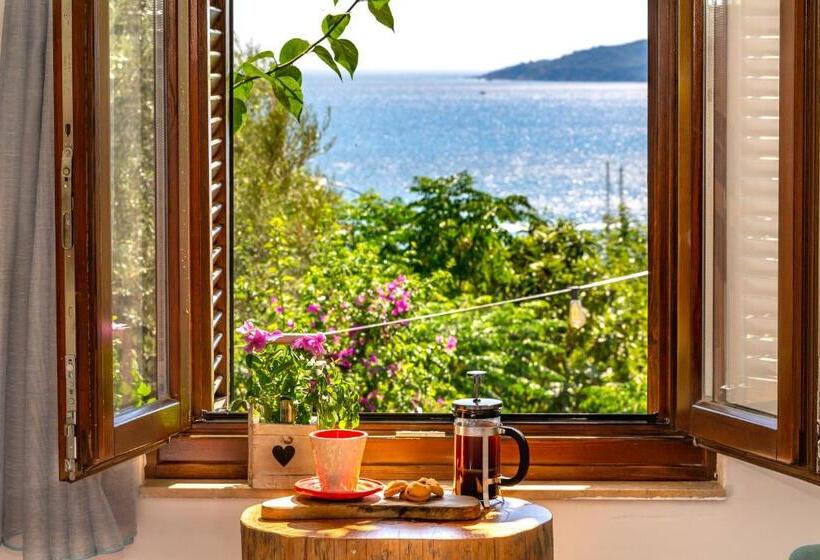 اتاق استاندارد با چشمانداز دریا, Old Town Hotel Kalkan