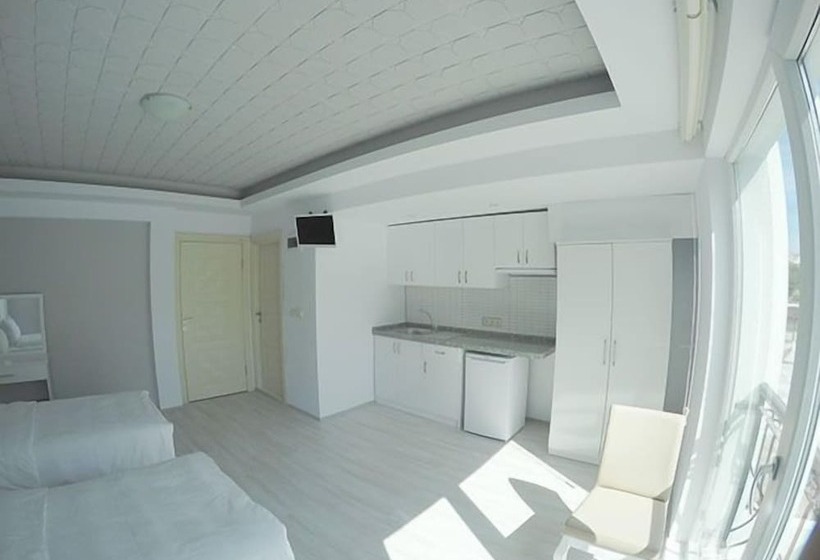 إستوديو قياسى, Otel Tersane