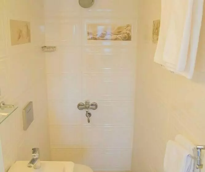 海の見えるコンフォートルーム, Uzum Iskelesi Butik Otel
