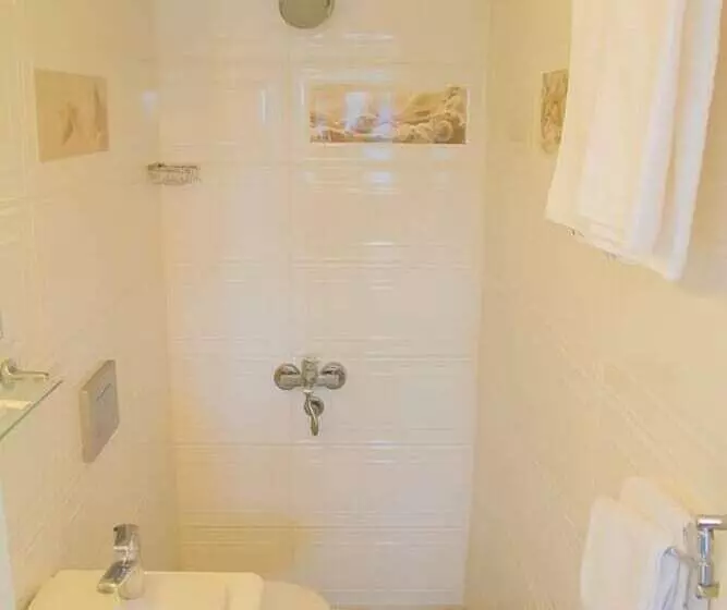 海の見えるコンフォートルーム, Uzum Iskelesi Butik Otel