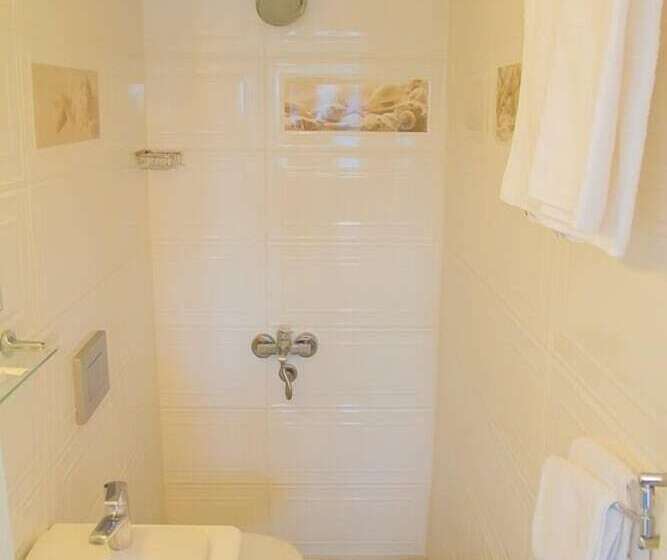 جناح مطلّ علي البحر, Uzum Iskelesi Butik Otel