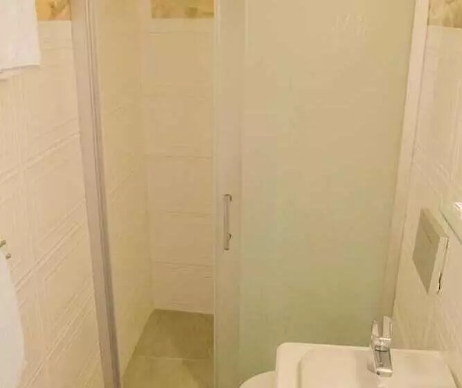 オーシャンビュースイート, Uzum Iskelesi Butik Otel