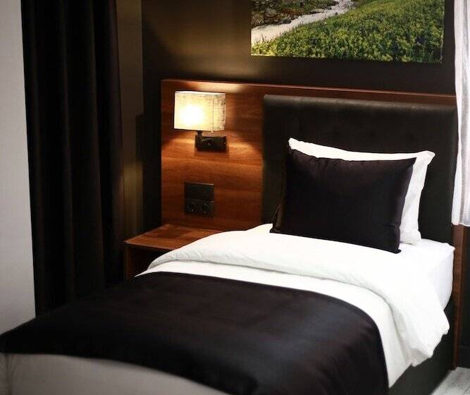 Семейный Номер, Azra Suite Otel