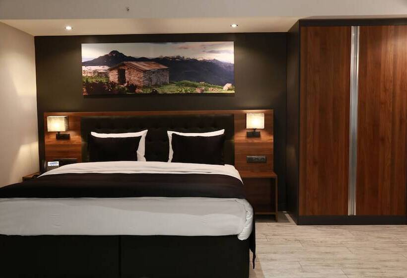 Семейный Номер, Azra Suite Otel