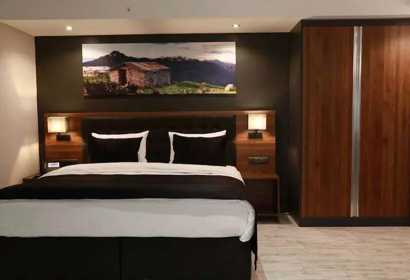 اتاق خانوادگی, Azra Suite Otel