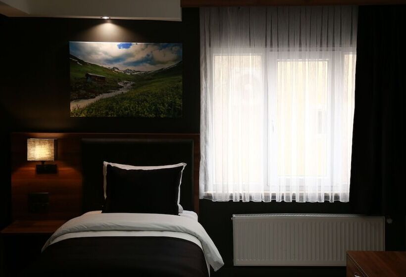 Семейный Номер, Azra Suite Otel