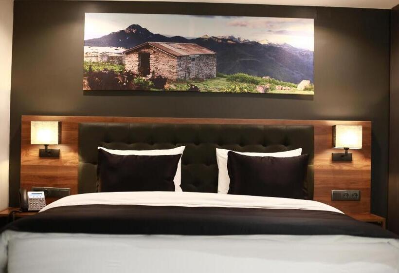 Семейный Номер, Azra Suite Otel