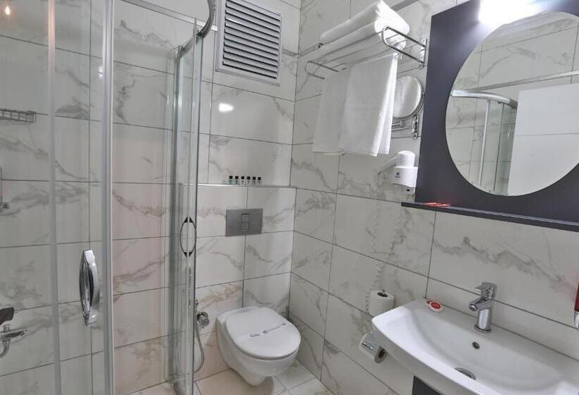 Семейный Номер, Azra Suite Otel