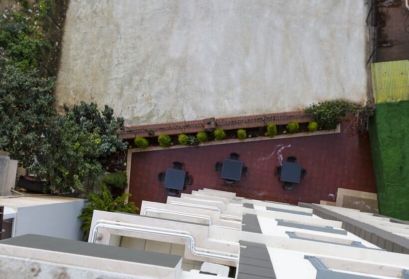 Семейный Номер, Azra Suite Otel