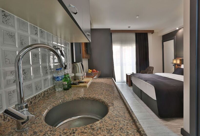 Семейный Номер, Azra Suite Otel