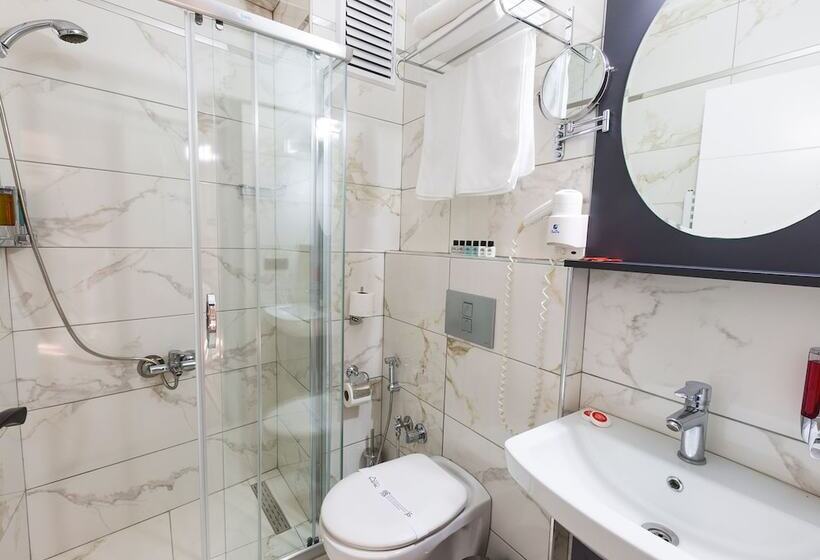 Семейный Номер, Azra Suite Otel