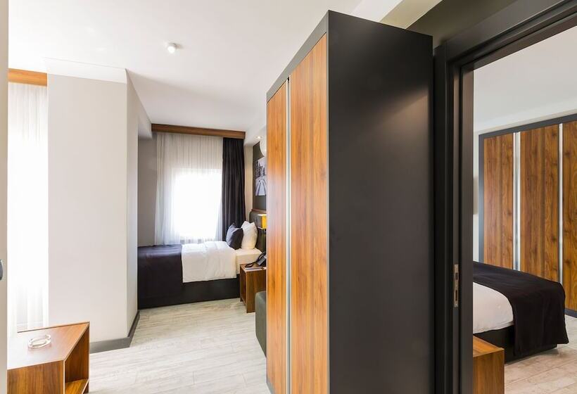 Семейный Номер, Azra Suite Otel