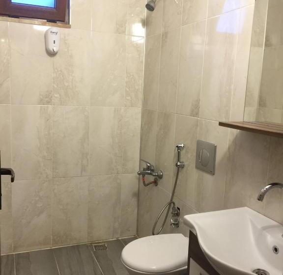 Suíte Deluxe, Cam Motel