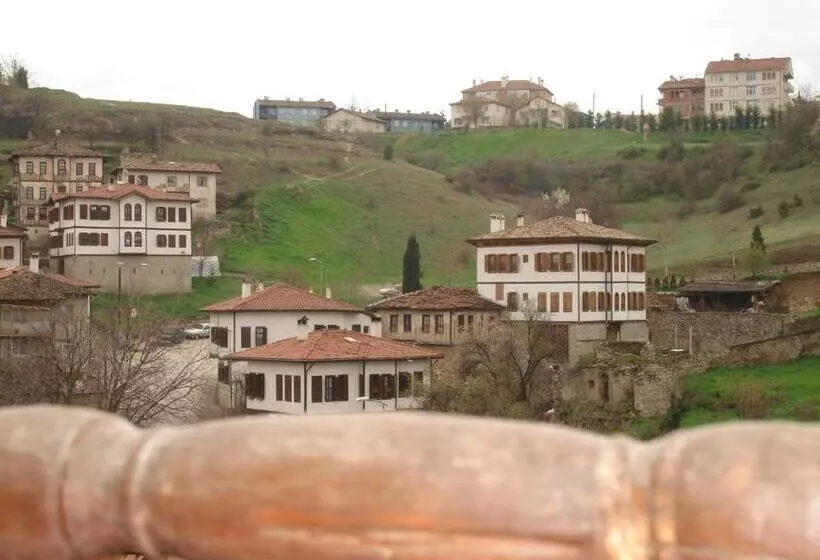 クラシックファミリールーム, Arifbey Konak