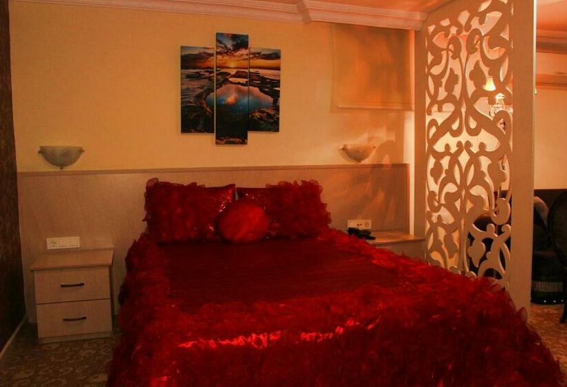 سوییت اجرایی, Berraksu