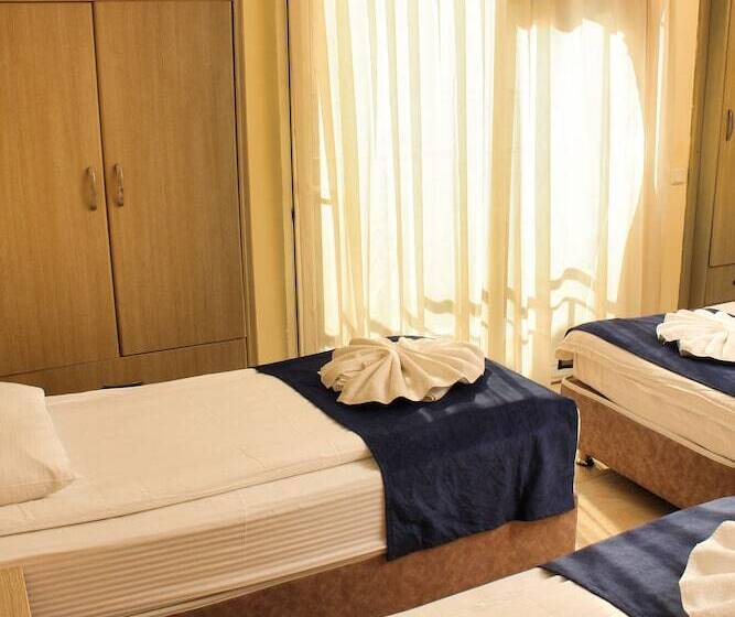 اتاق استاندارد سه نفره, Berraksu