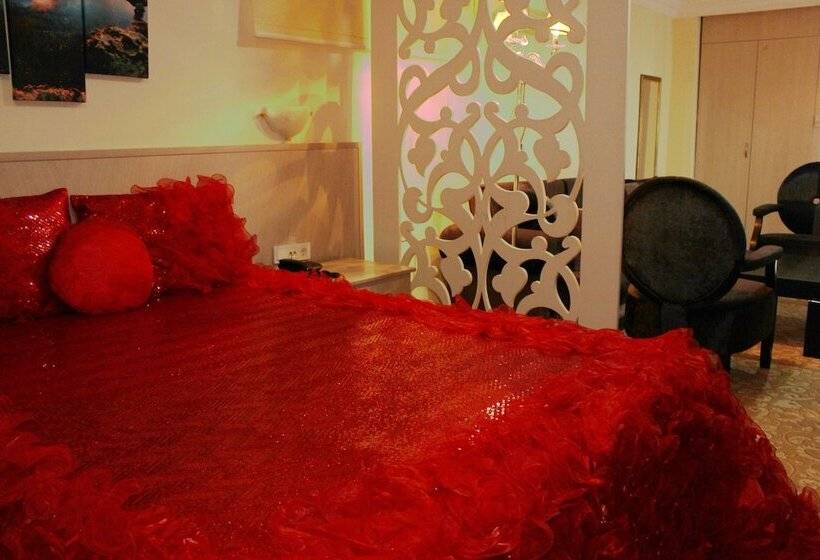 سوییت اجرایی, Berraksu